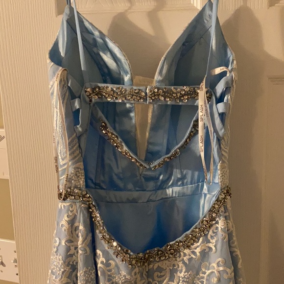 Girls Prom or Semi Dress- Brand New!! Never worn or altered due to COVID. - Picture 3 of 6